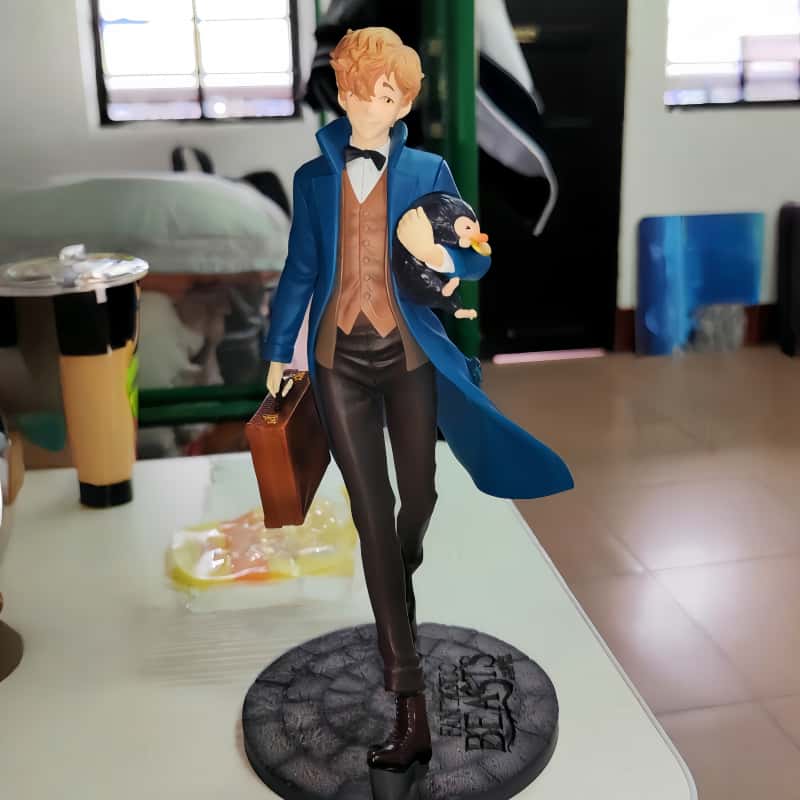 Interior Design House - Figura de Newt Scamander con Niffler