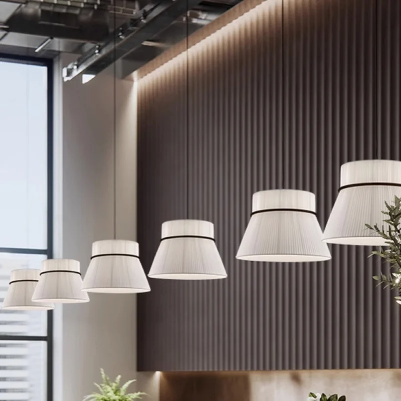 Lámpara Colgante LED de Tela M - Interior Design Years Of Study reseña y precio