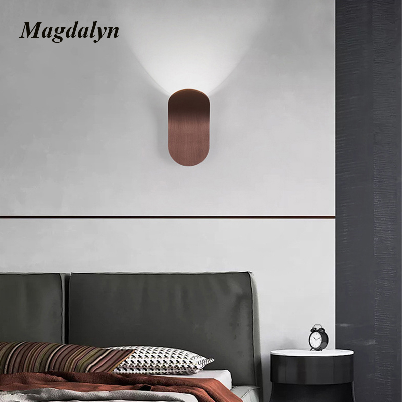 Lámparas de pared de aluminio  - Interior Design Years Of Study reseña y precio