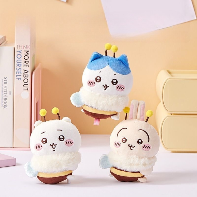 Muñeco de Peluche de la Serie  - Interior Design Mockup reseña y precio